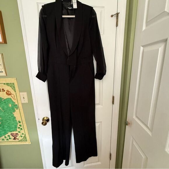 White House Black Market Charcoal Jumpsuit NWT Sz 8 - Picture 4 of 5